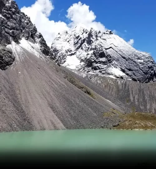 Discover 7 Lakes Ausangate: Cusco Hiking Destination